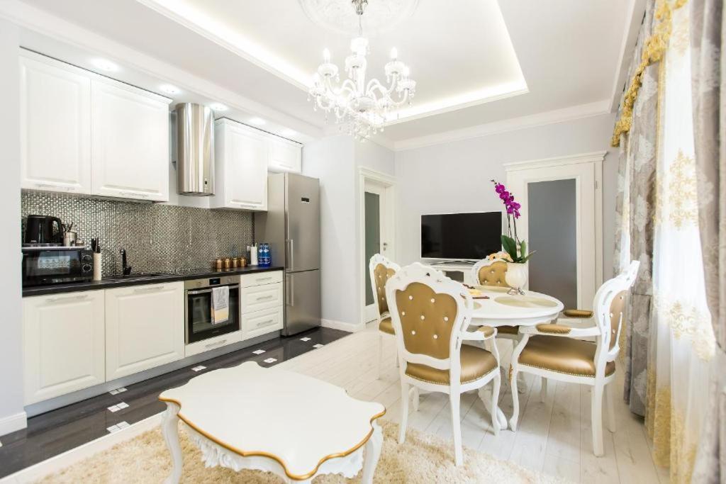 Pk Apartments-Lipowa Street-Center Бялисток Екстериор снимка