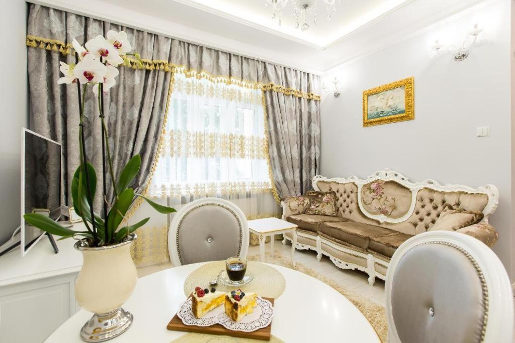 Pk Apartments-Lipowa Street-Center Бялисток Екстериор снимка